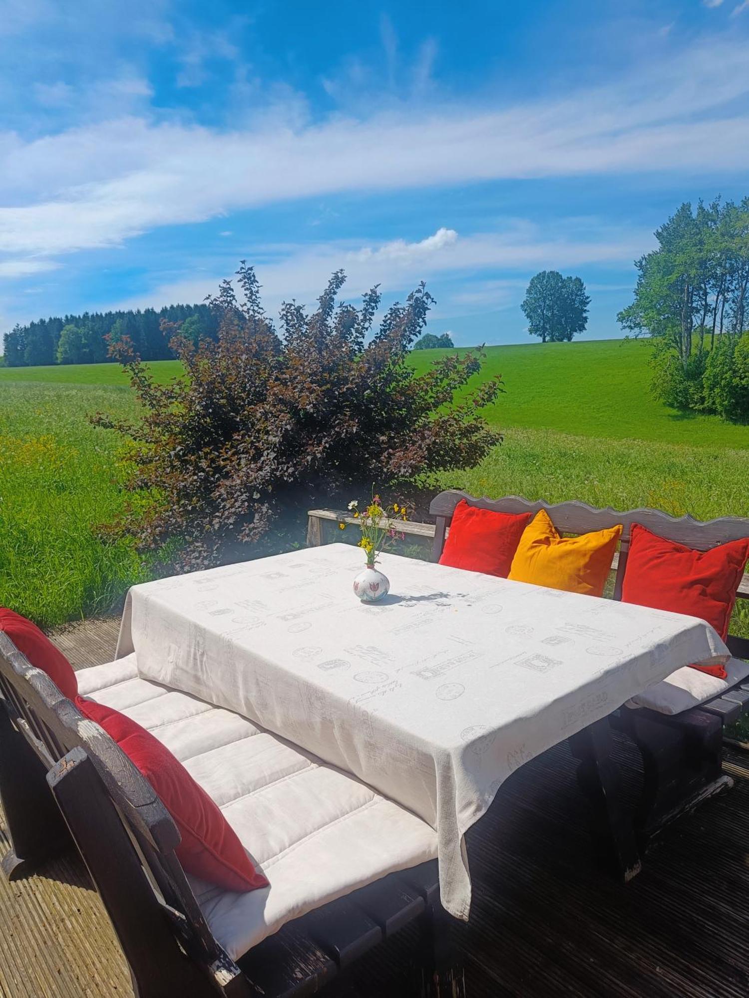 Berghof-Glueck Apartment Кауфбойрен Екстериор снимка